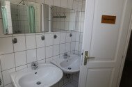 Bábakalács Erdei Iskola