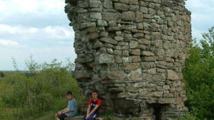 9. Sály, Lator-vár