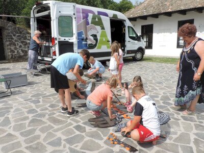                                                                                                                                 