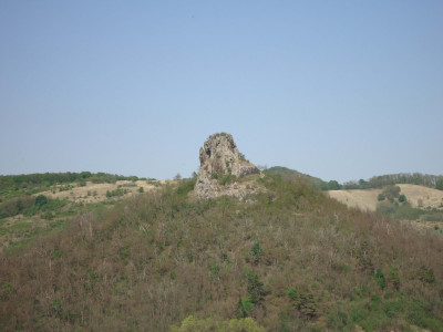 Ajnácskői várhegy (Hajnáčsky hradný vrch)-2