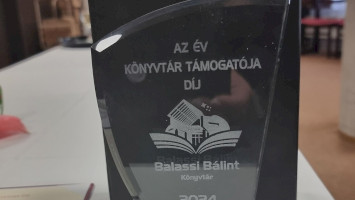 "Az év Könyvtár Támogatója Díjat" vehettünk át Salgótarjánban