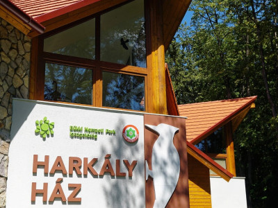 Harkály ház 1