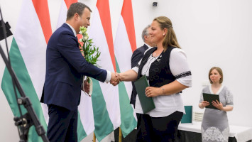 Miniszteri Elismerő Oklevelet vehettek át kollégáink